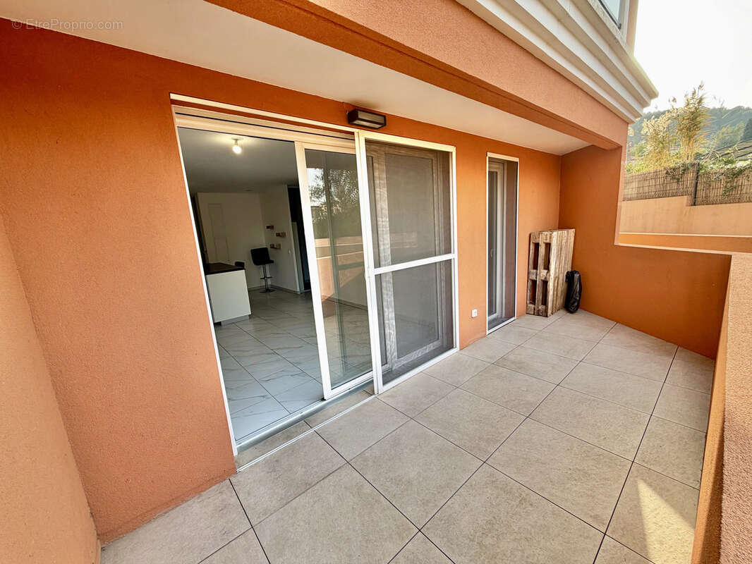 Appartement à HYERES