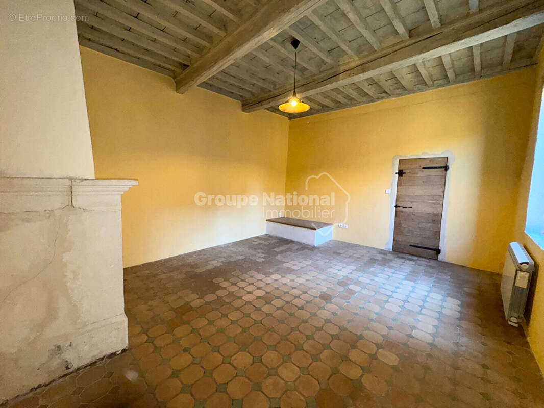 Maison à GOUDARGUES