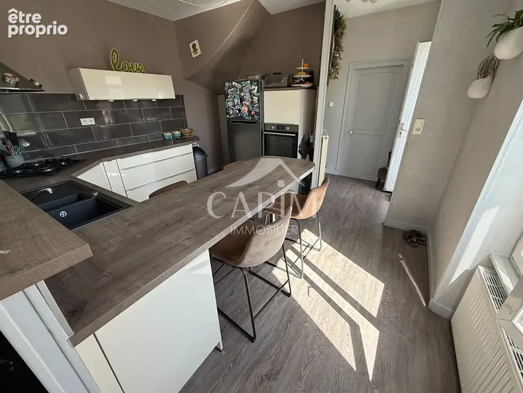 Maison de ville  Fougères  110 m2 - 3 Ch. -  Cour - Jardin - photo 6
