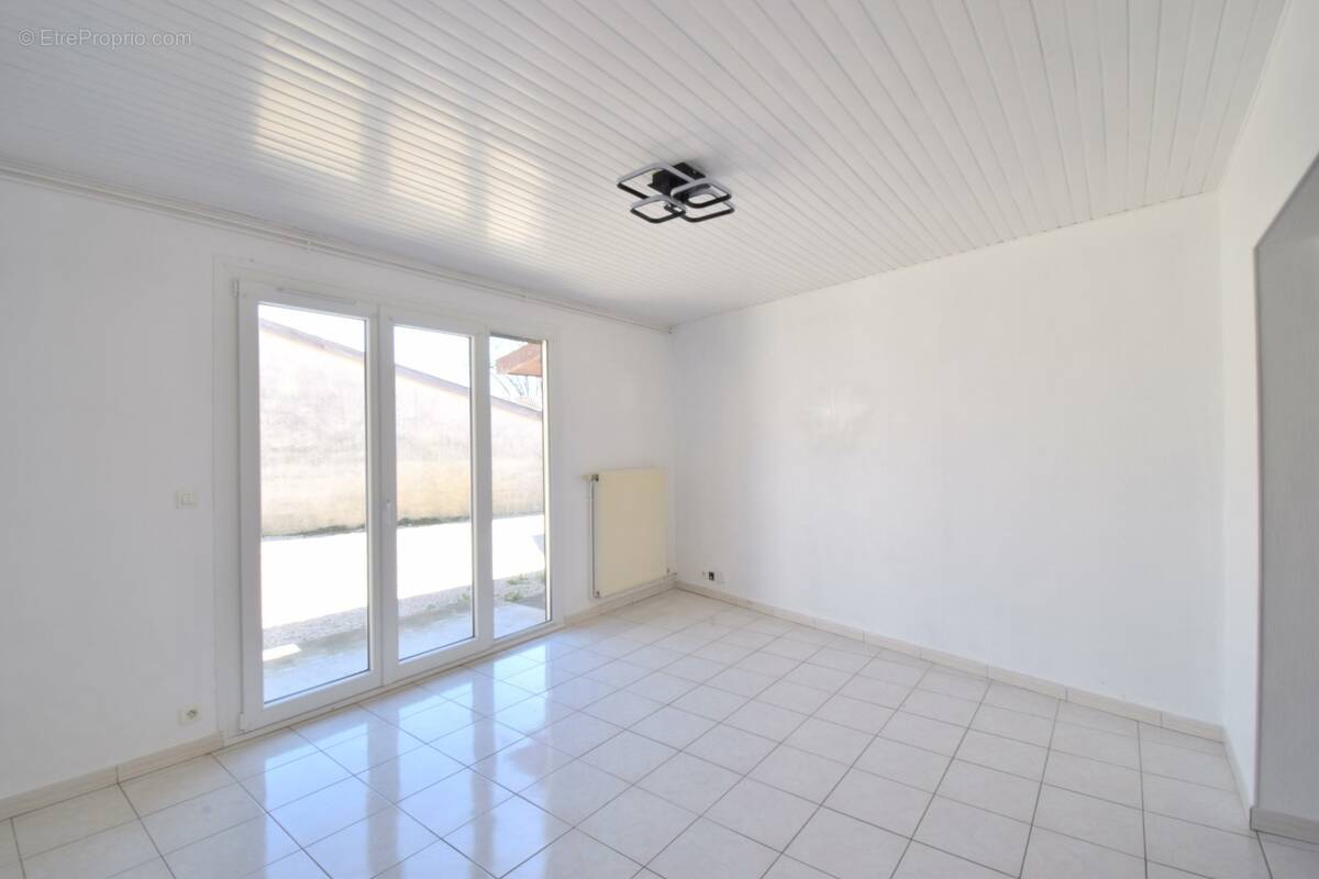 Maison à NETTANCOURT