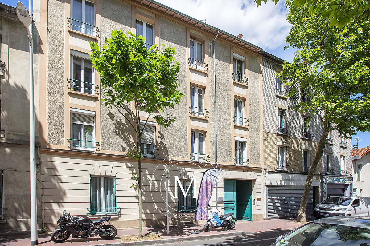 Appartement à MONTROUGE