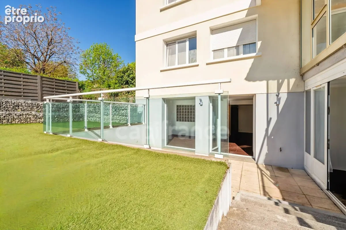 Appartement à DIVONNE-LES-BAINS