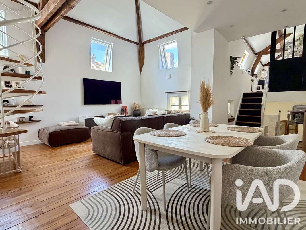 Photo 2 - Appartement à COMPIEGNE