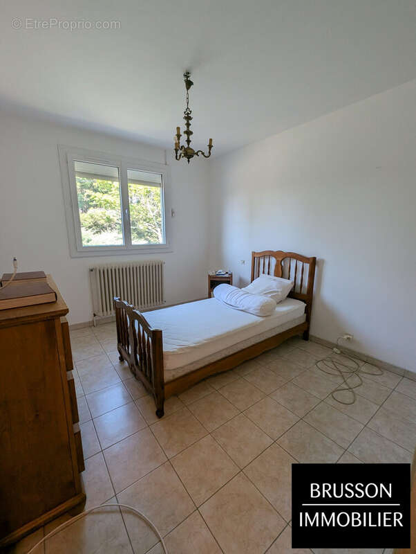 CHAMBRE 1