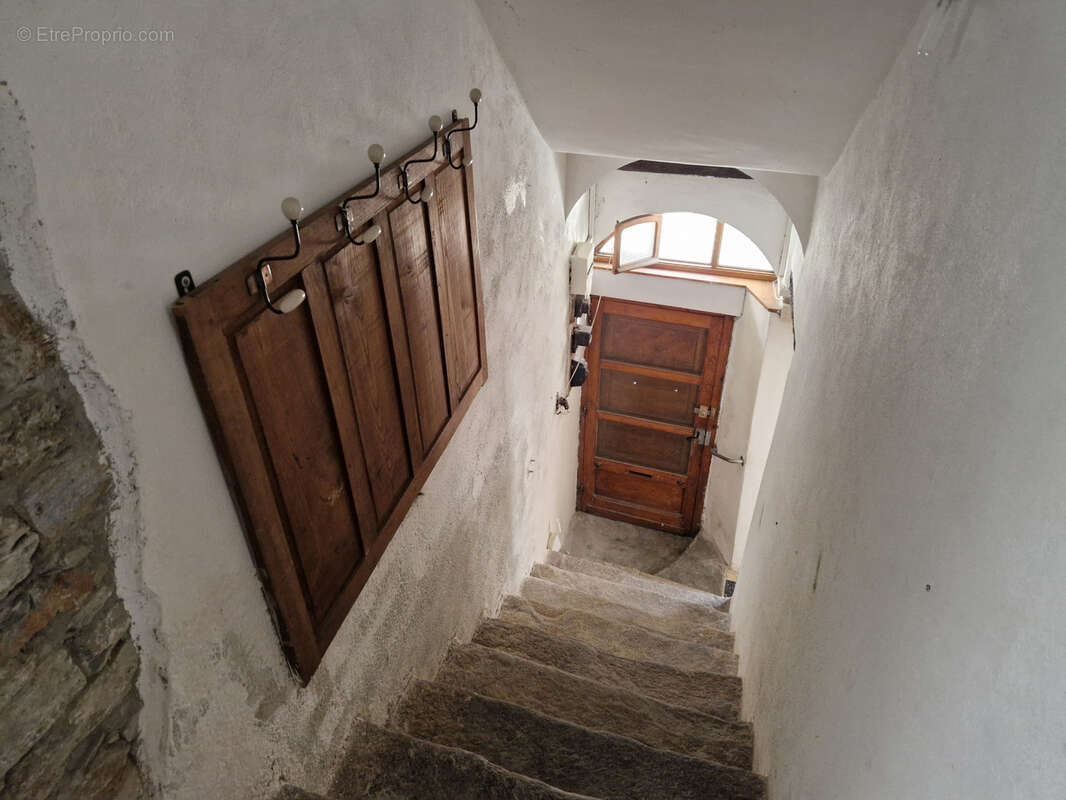 Maison à SAINT-PONS-DE-THOMIERES