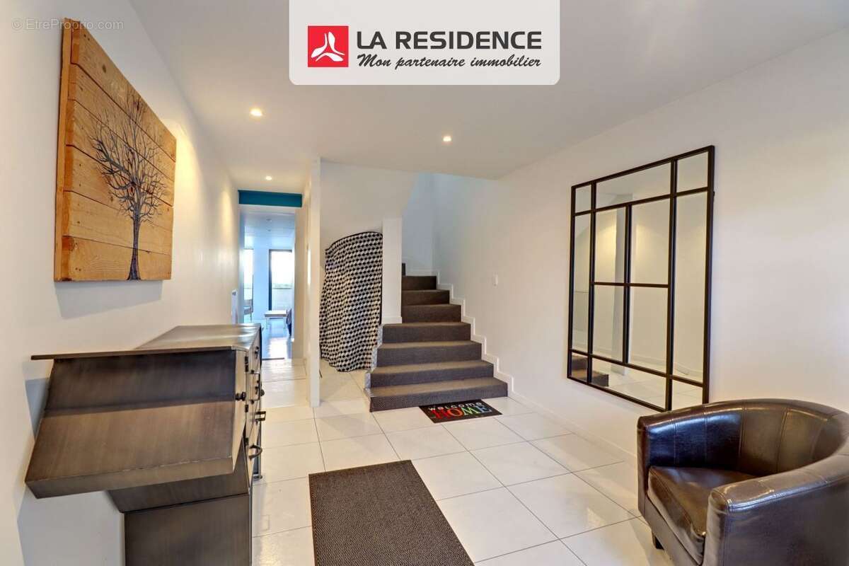 Maison 185 m² à Aulnay-Sur-Mauldre  - photo 7