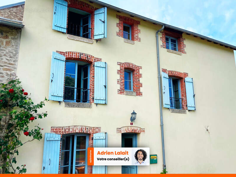 Maison à BERSAC-SUR-RIVALIER