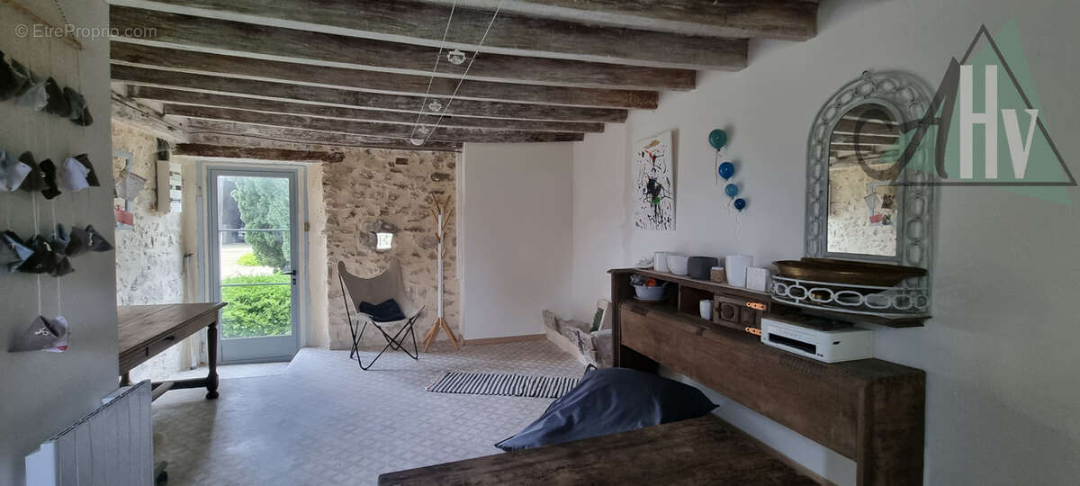 Maison à CHALAUTRE-LA-GRANDE