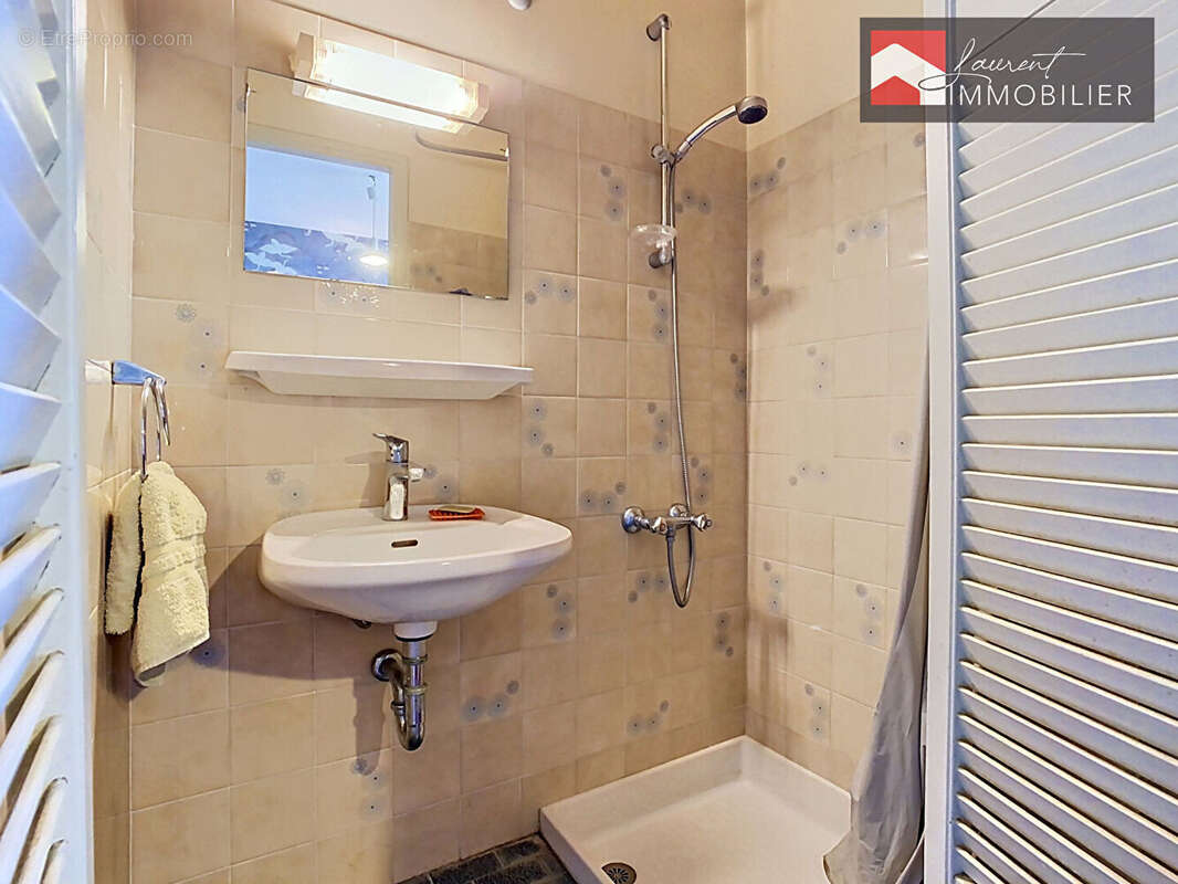 EXCLUSIVITE: Propriété familiale de charme à LACROST - photo 17