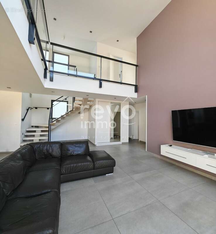 Maison à VILLARS-LES-DOMBES