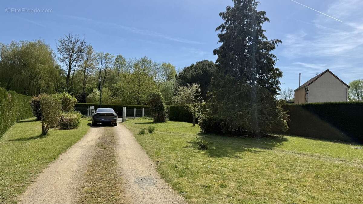 Maison à TORCE-EN-VALLEE