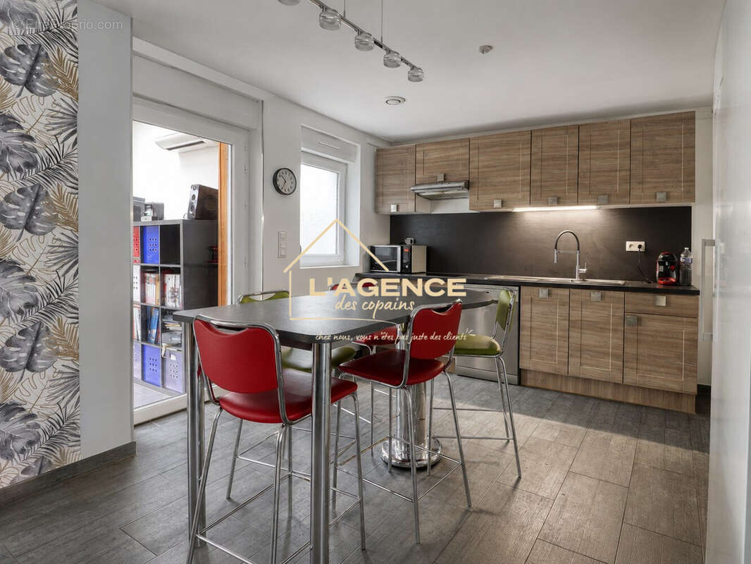 Maison 169 m² à Steenvoorde  - photo 4