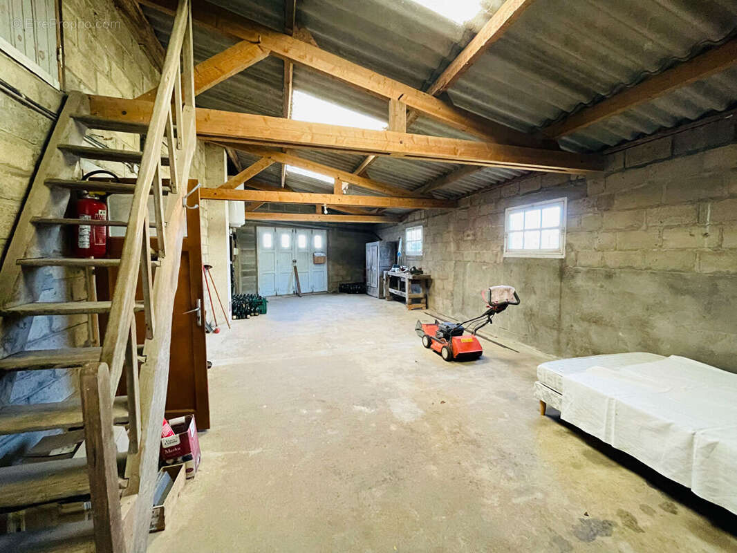 Charmante maison familiale en pierre, au coeur du Bourg de Saint-Malo-des-Trois-Fontaines - photo 19
