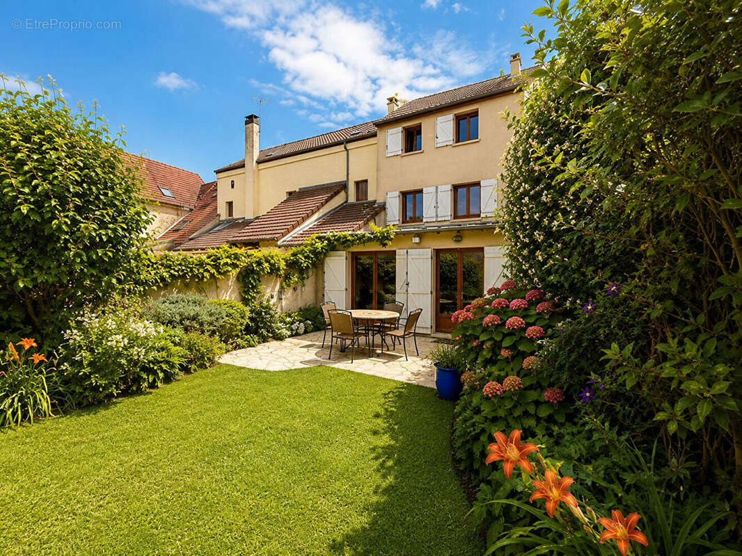 Maison en coeur de ville - photo 14
