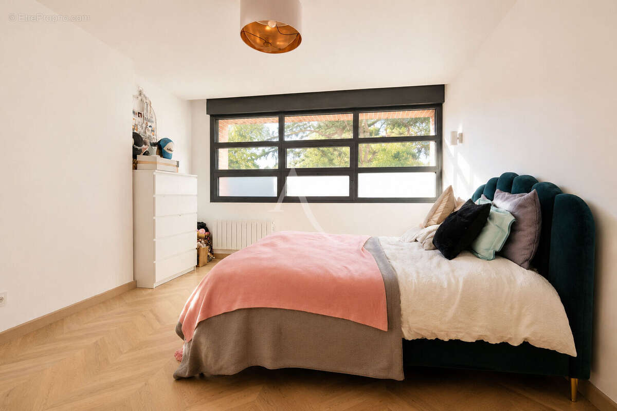 Appartement à NOGENT-SUR-MARNE