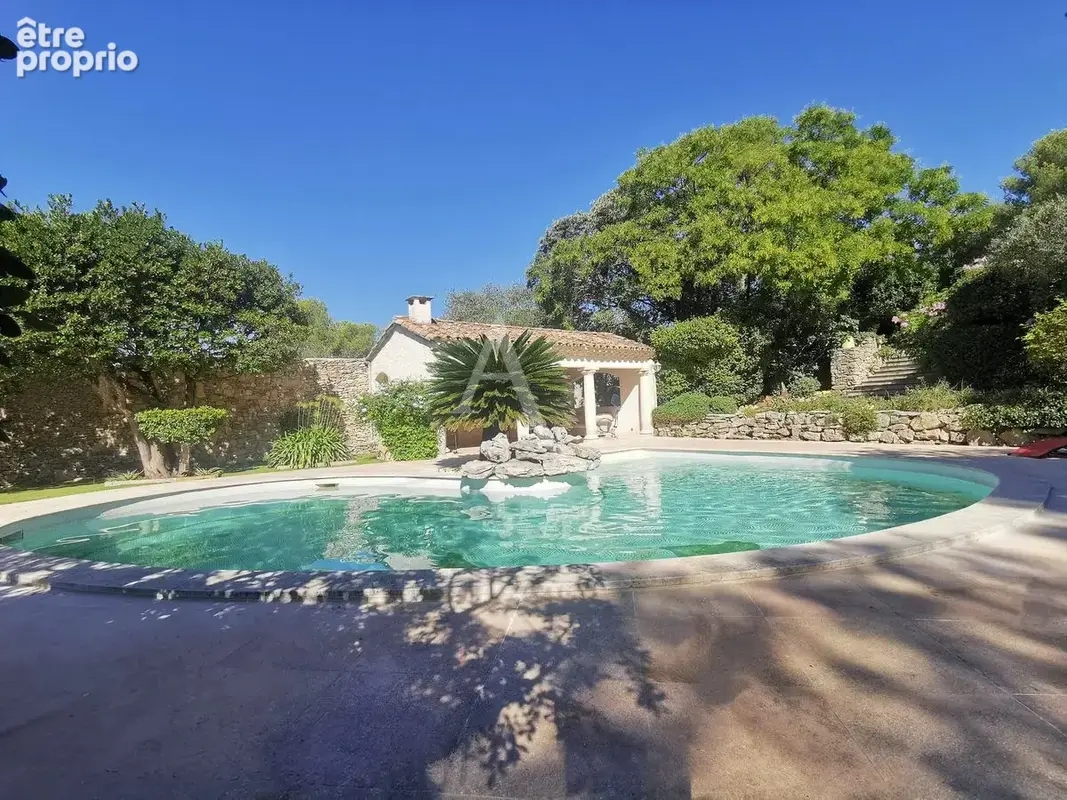 Maison Nimes 5 pièce(s) 203 m2 - photo 2