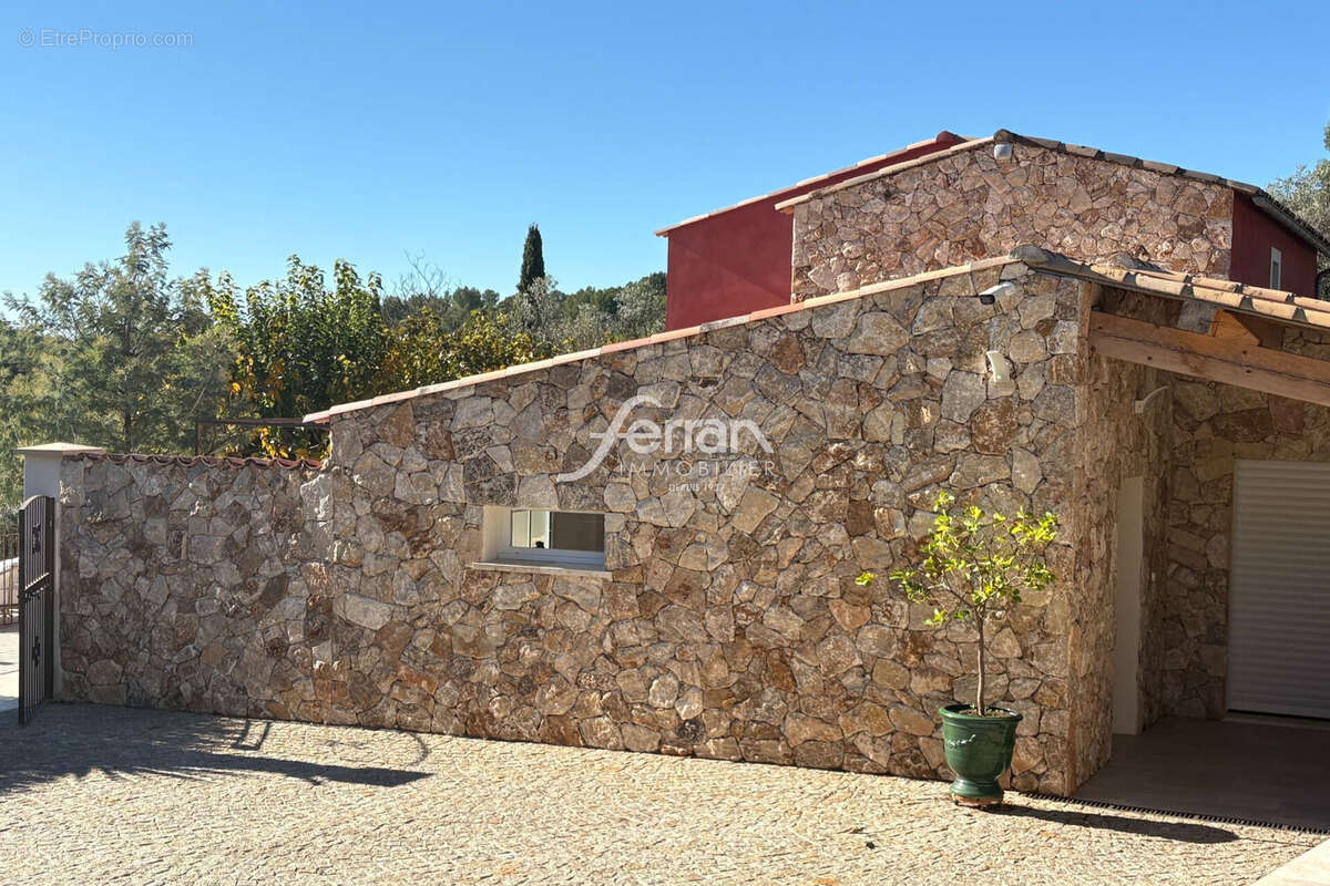 Maison à CALLAS