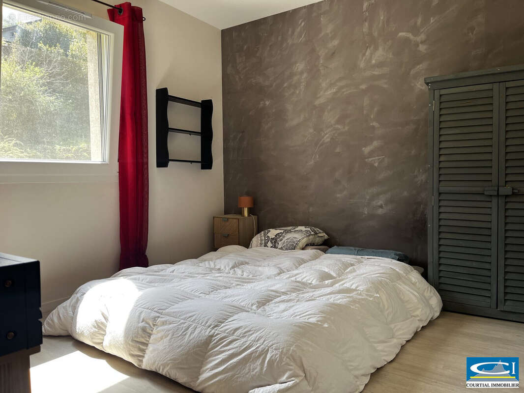 Maison à TOURNON-SUR-RHONE