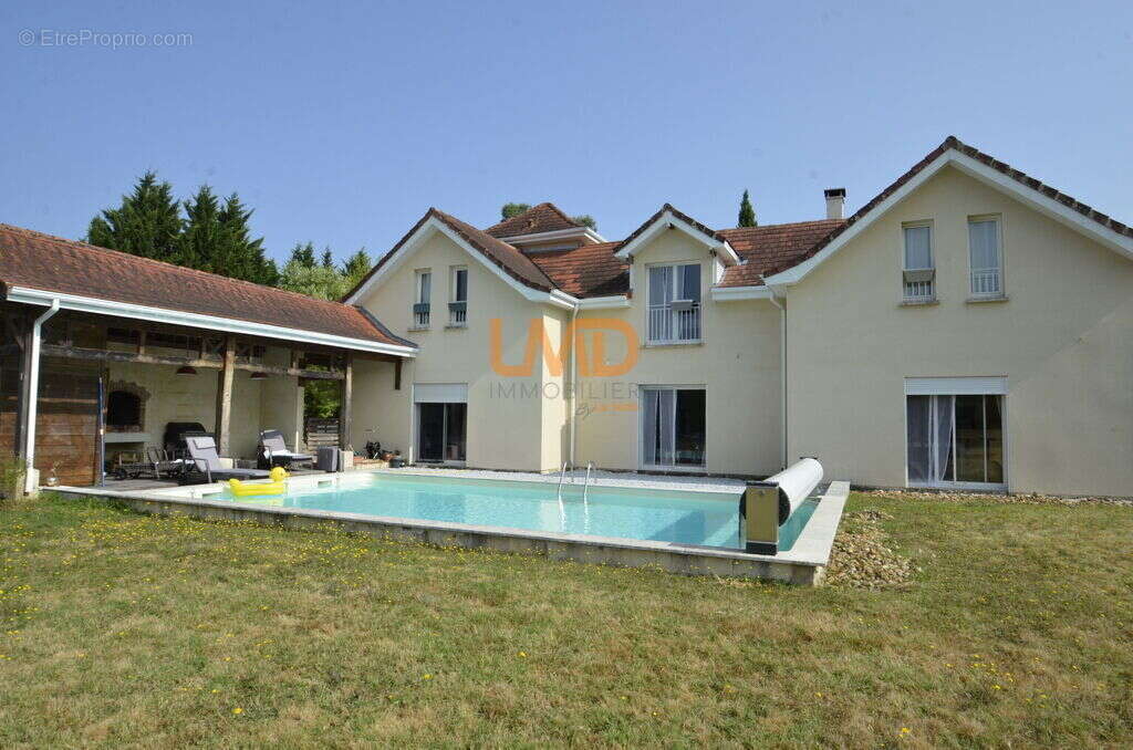 Maison 215 m² et appartement indépendant, grand terrain avec pis - photo 2