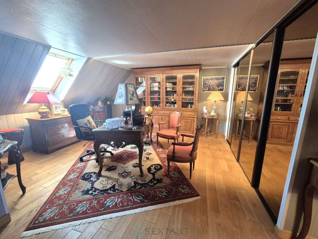 Belles prestations - maison 4 chambres, garage, piscine chauffée - photo 9