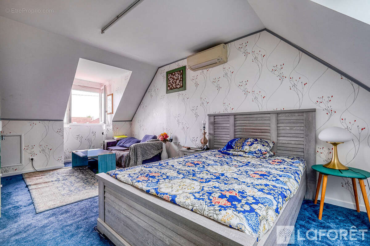 Maison à TREMBLAY-EN-FRANCE