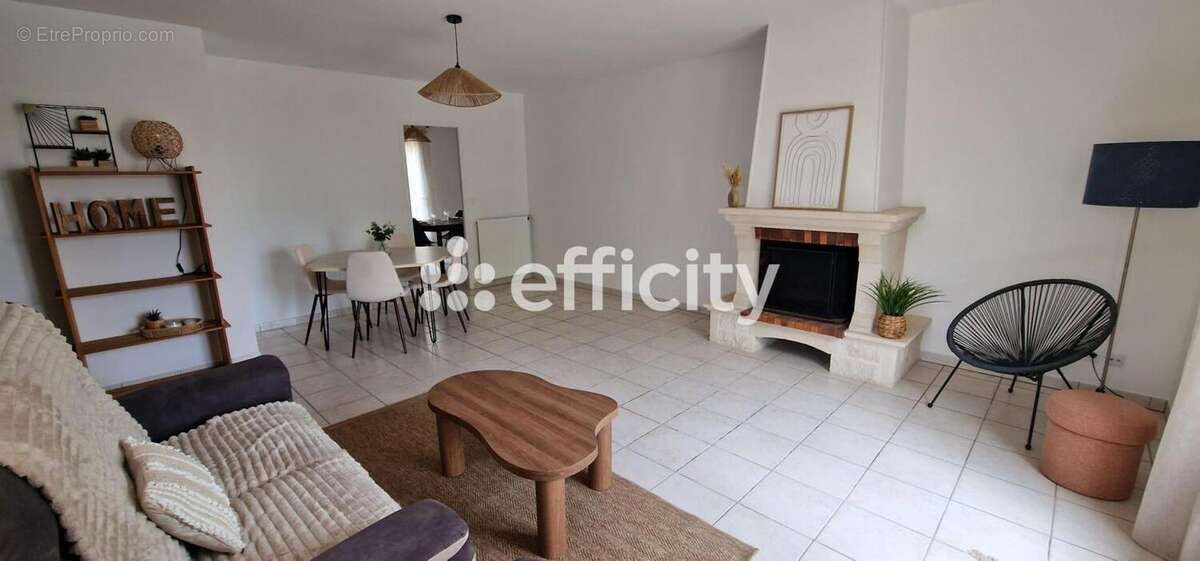 Maison à GOND-PONTOUVRE