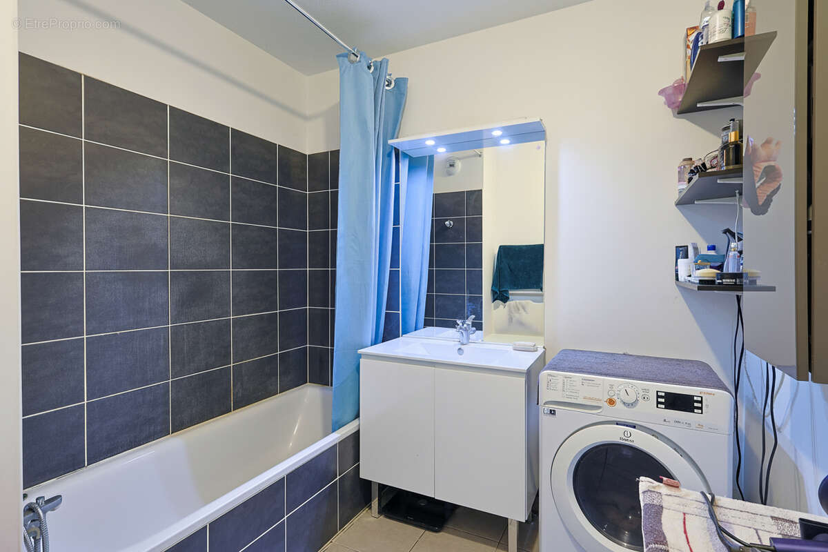 Appartement à MARSEILLE-13E