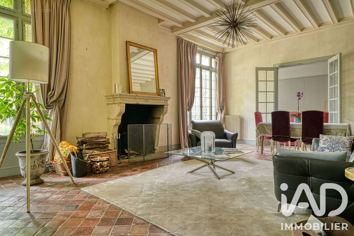 Maison 450 m² à Vaux-Sur-Seine  - photo 6