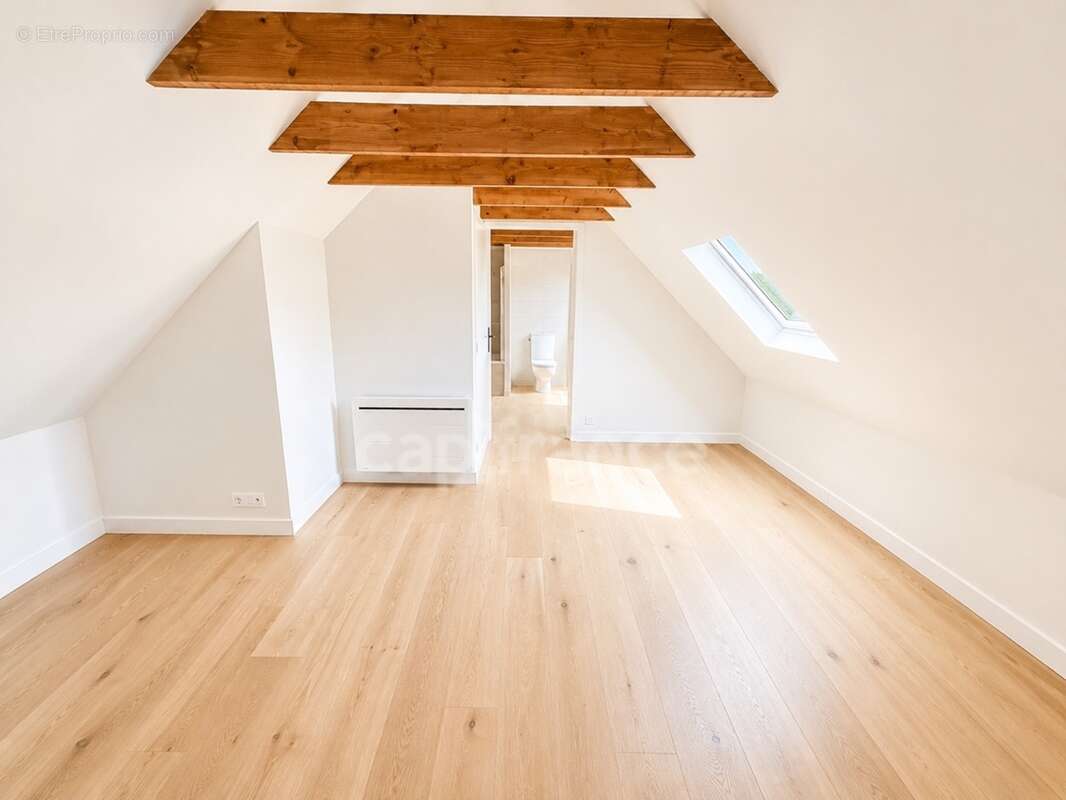 Maison à vendre 6 pièces CARHAIX PLOUGUER (29) DPE C - photo 11