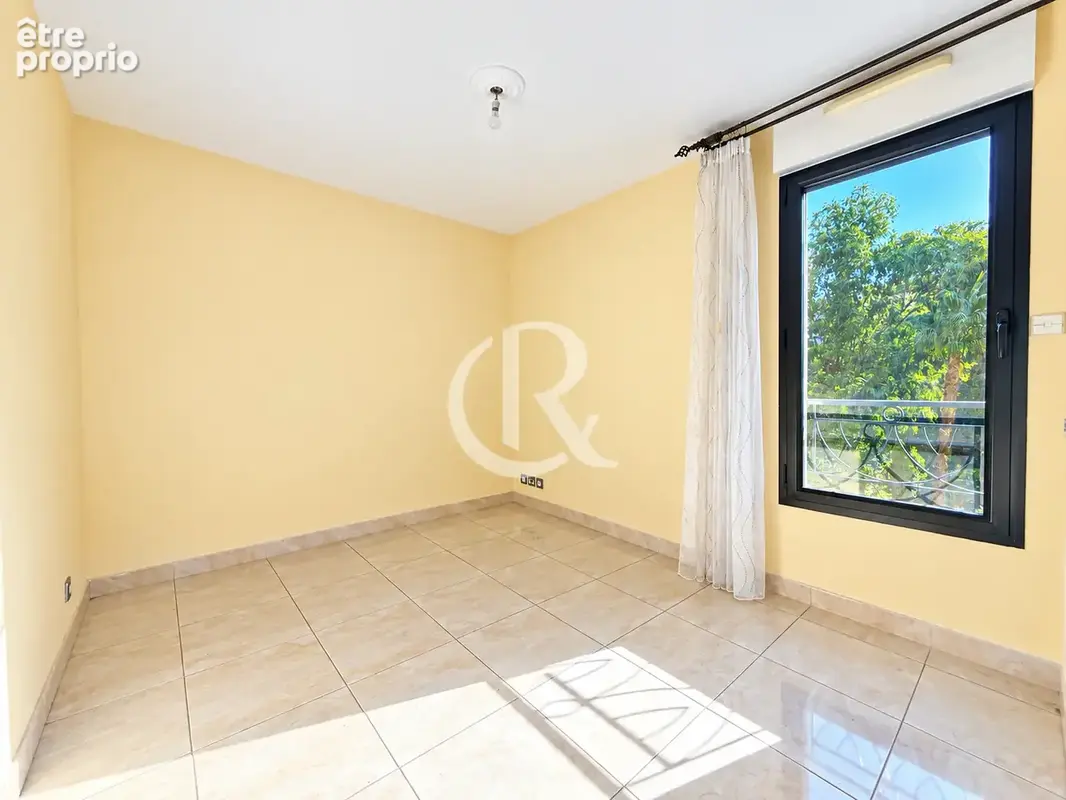 Residentiel - t3 avec terrasse - photo 5