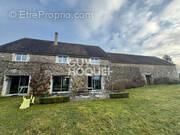 Maison à VILLETHIERRY