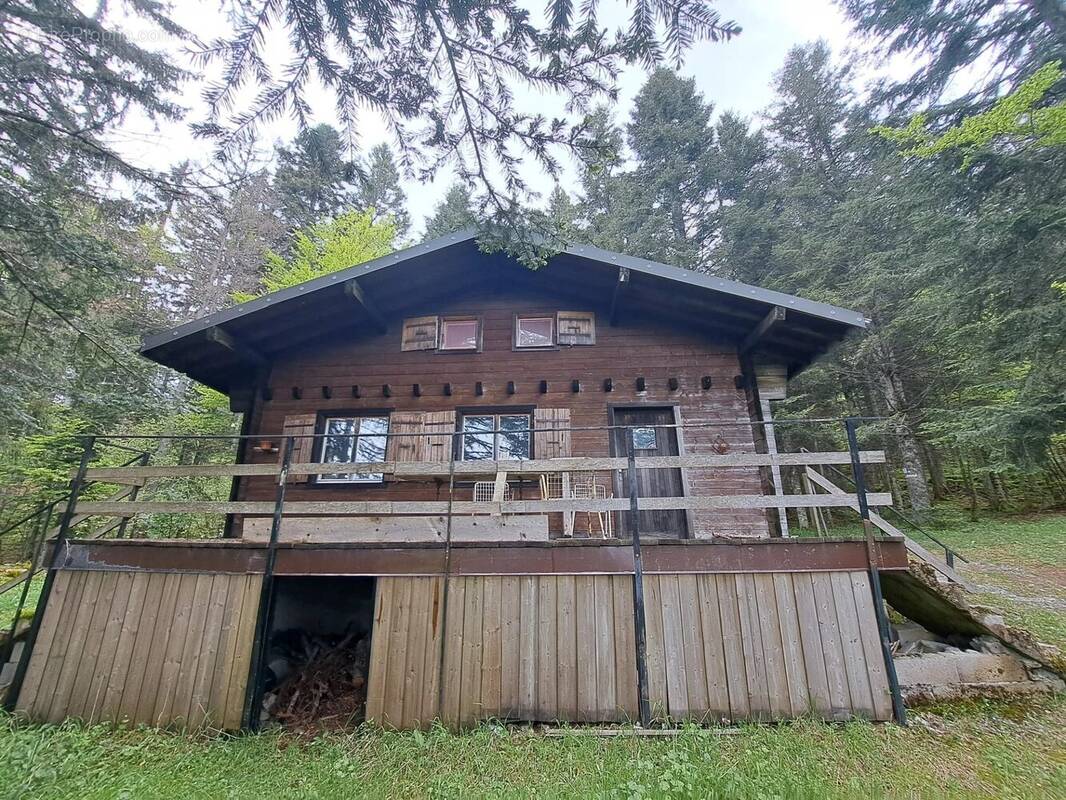Maison à MOUTHE