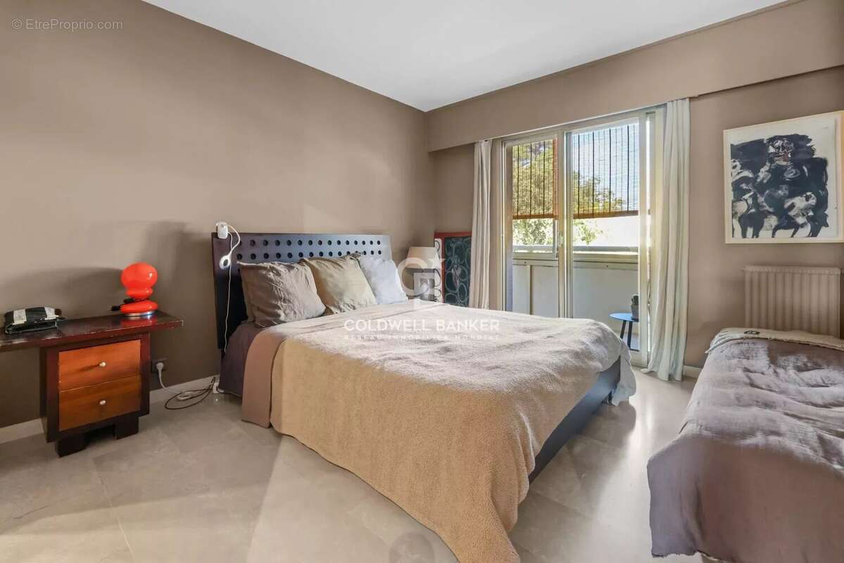 Appartement à LE CANNET