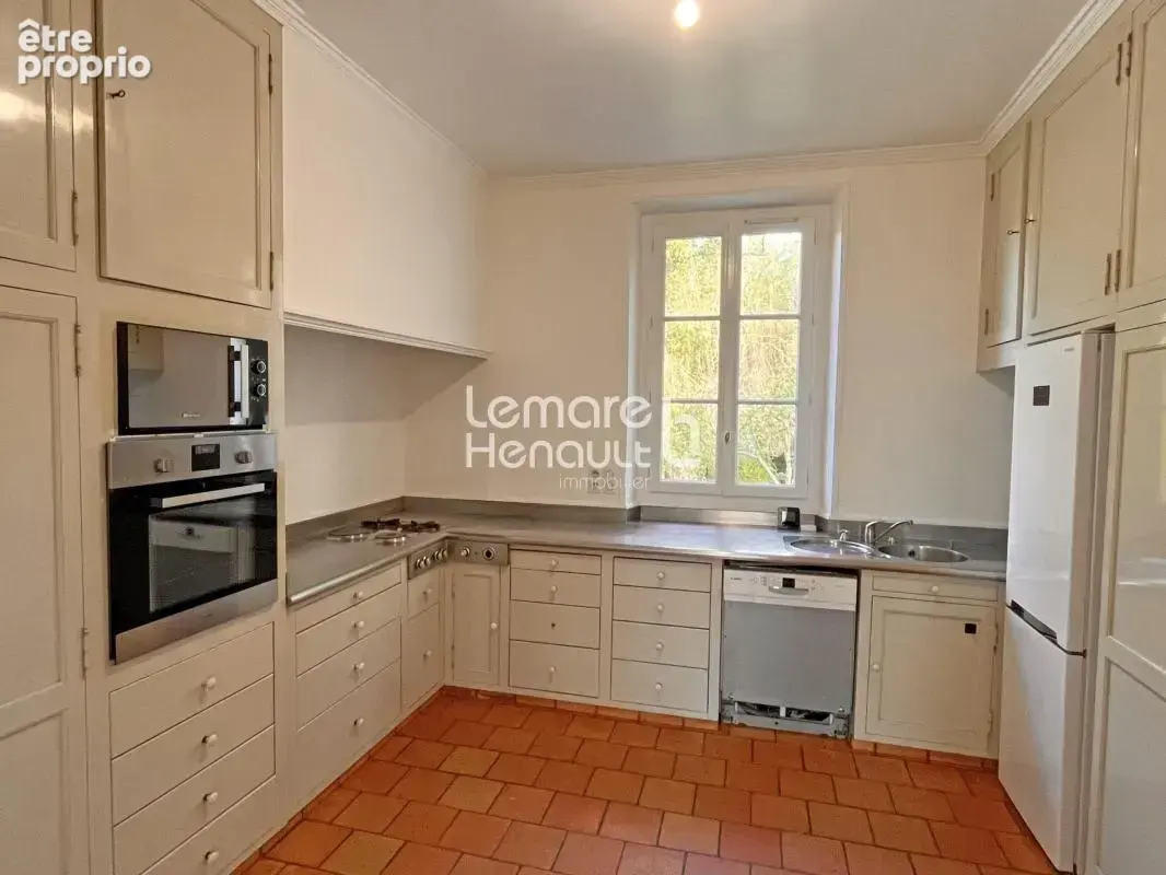 Superbe maison bourgeoise 6 chambres, 1200 m² de terrain - photo 7