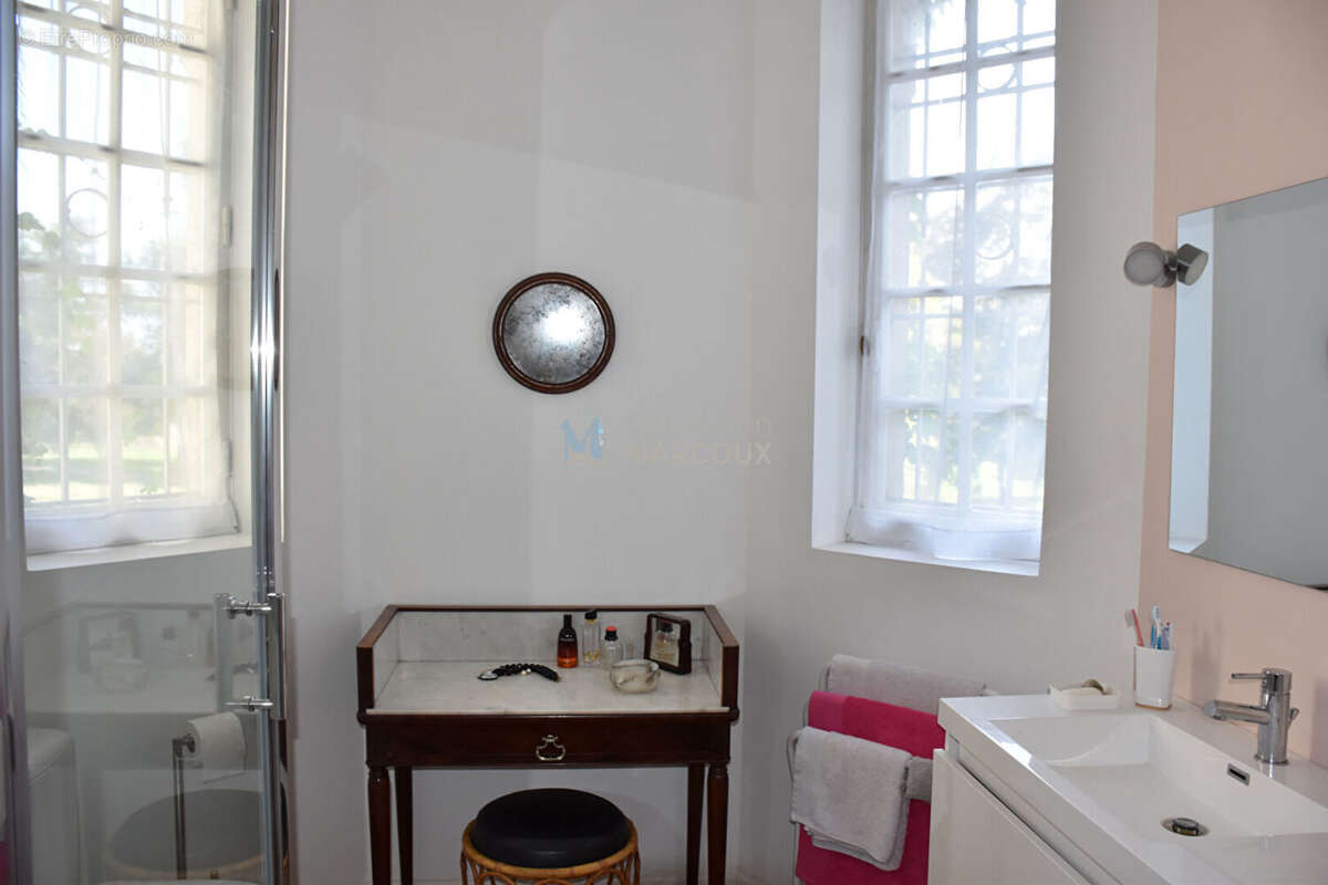 Maison à SURY-LE-COMTAL