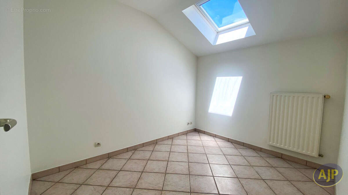 Maison à LE PLESSIS-GRAMMOIRE