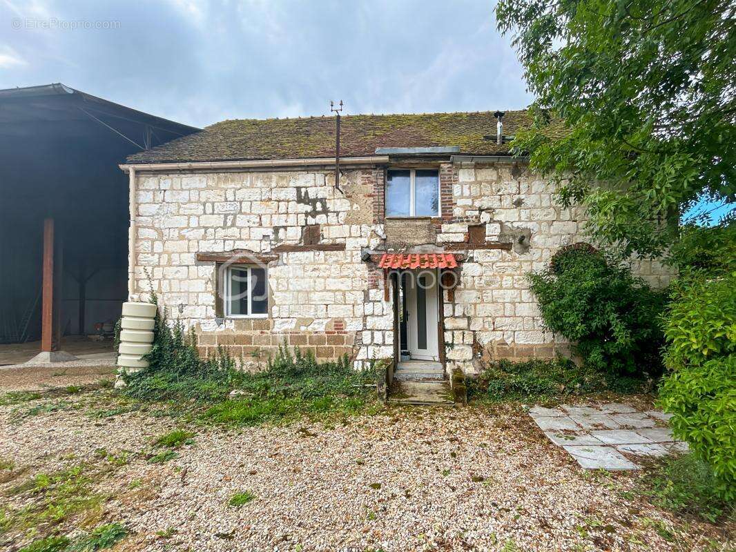 Maison à PERCENEIGE