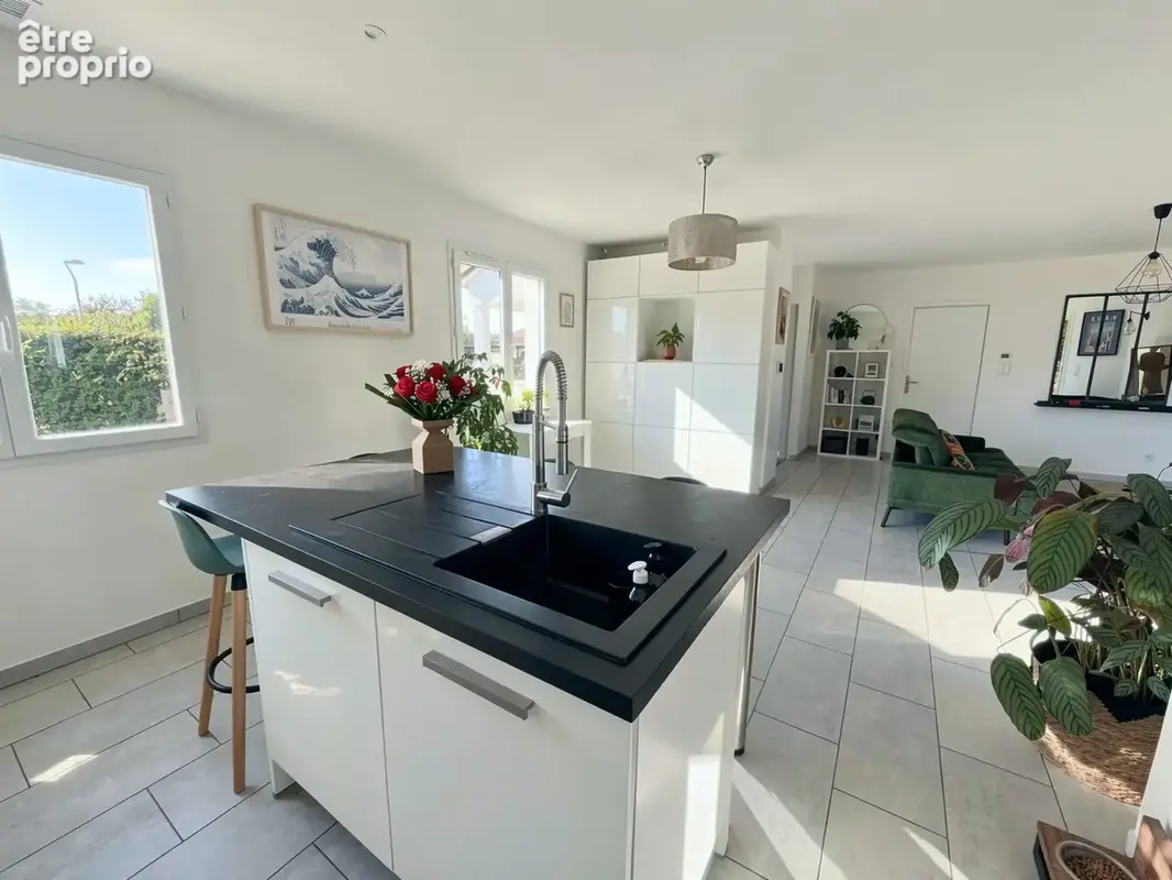 Maison T4 haut de gamme avec piscine, suite parentale et jardin paysagé   Longages - photo 5