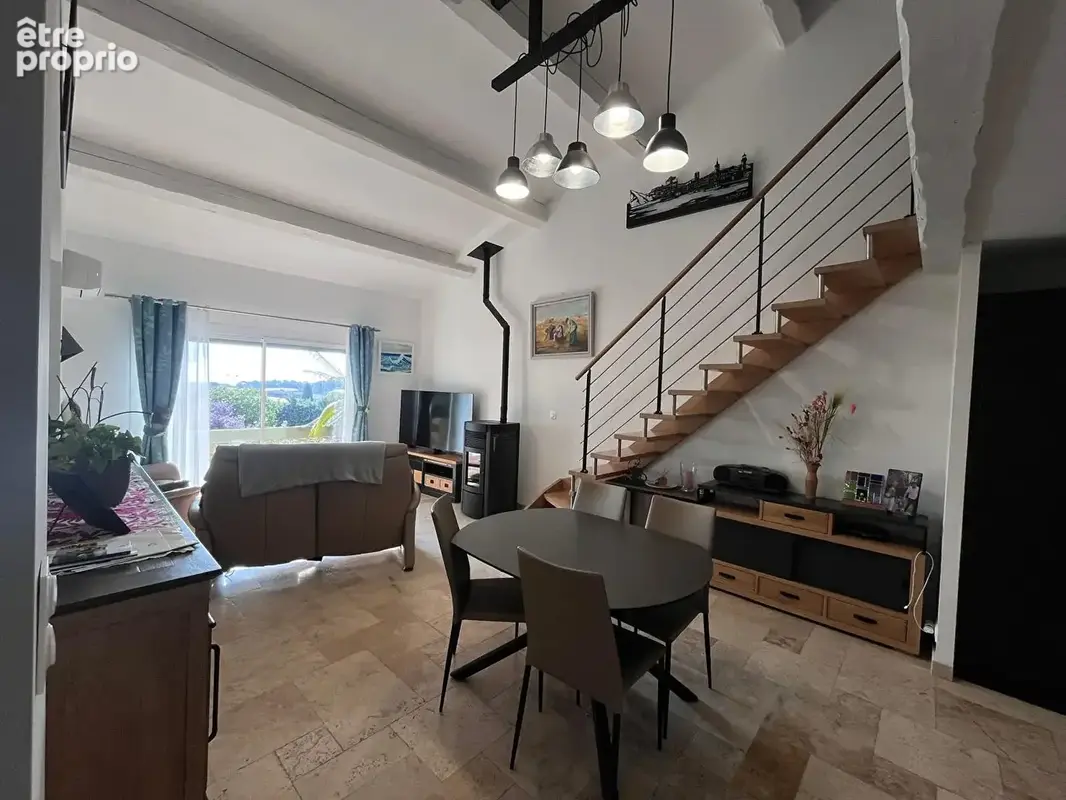 Superbe villa spacieuse , vue mer à La Ciotat - photo 14