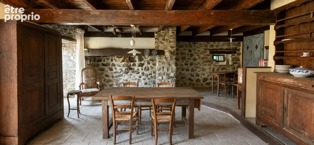 Maison en pierre de 188 m2 habitables sur un peu plus de 3 hectares de terrain - photo 10