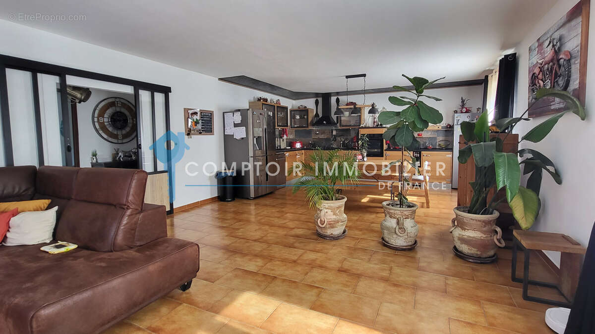 DPT GARD (30), à vendre, LA CALMETTE proche, maison individuelle type 5 avec véranda, 125m2 habitables, - photo 5