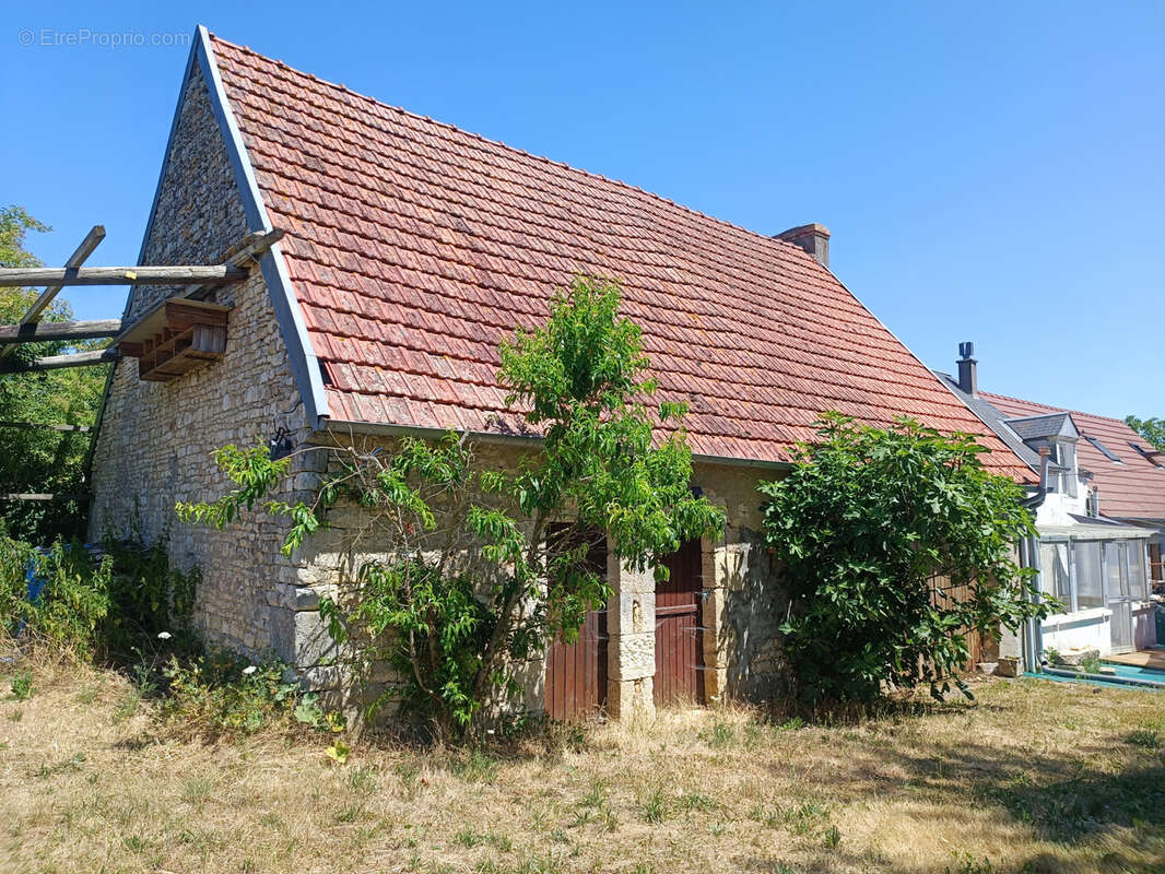 Maison à SANCERGUES