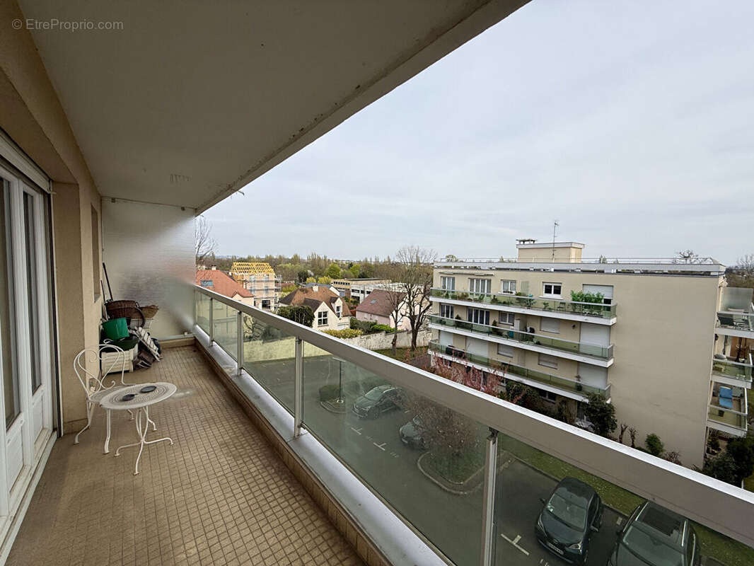 Appartement à MAISONS-LAFFITTE
