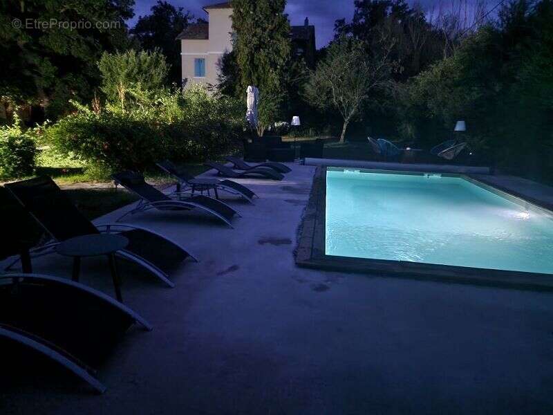 Maison à MONTROND-LES-BAINS