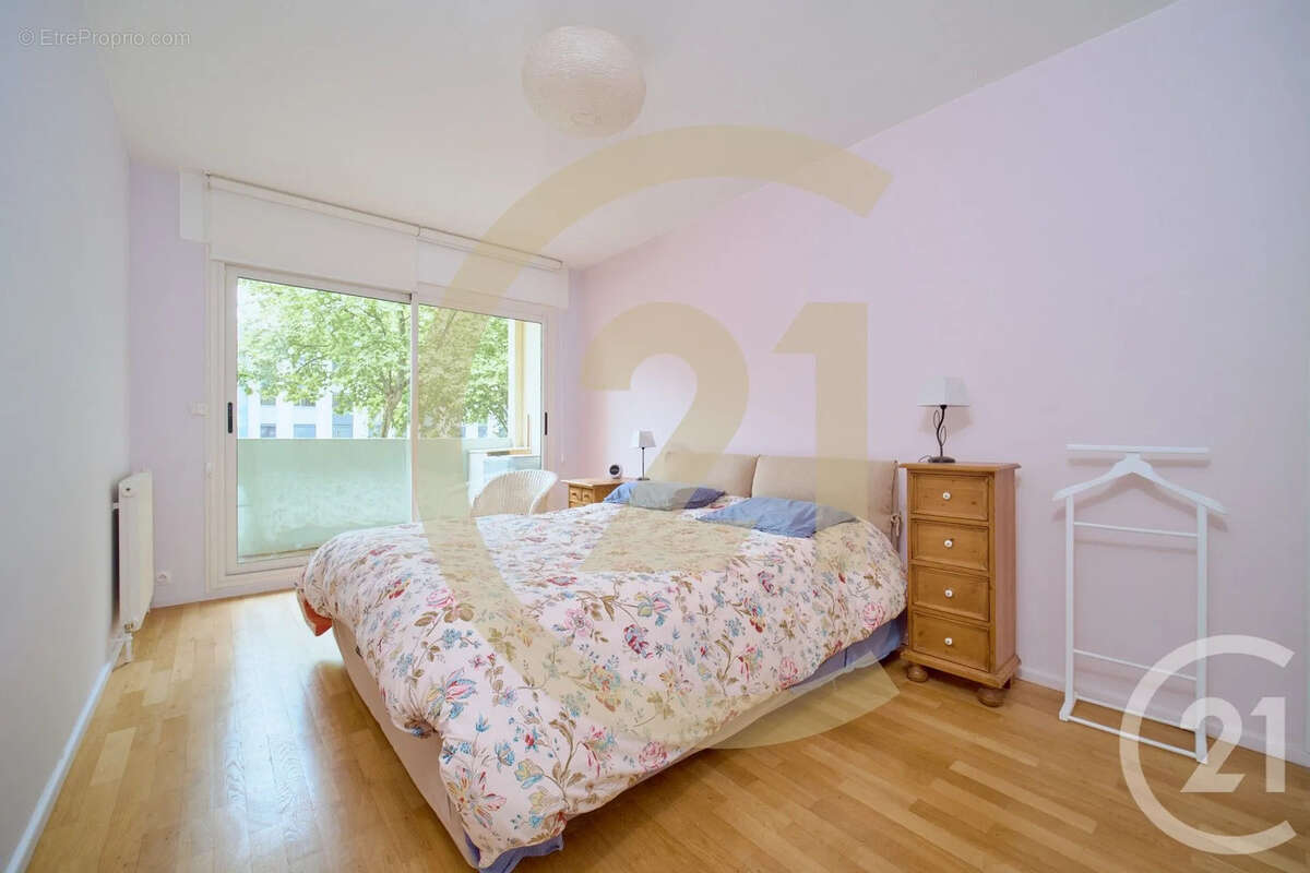 Appartement à LYON-8E