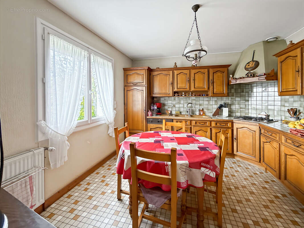Maison à DOUE-LA-FONTAINE