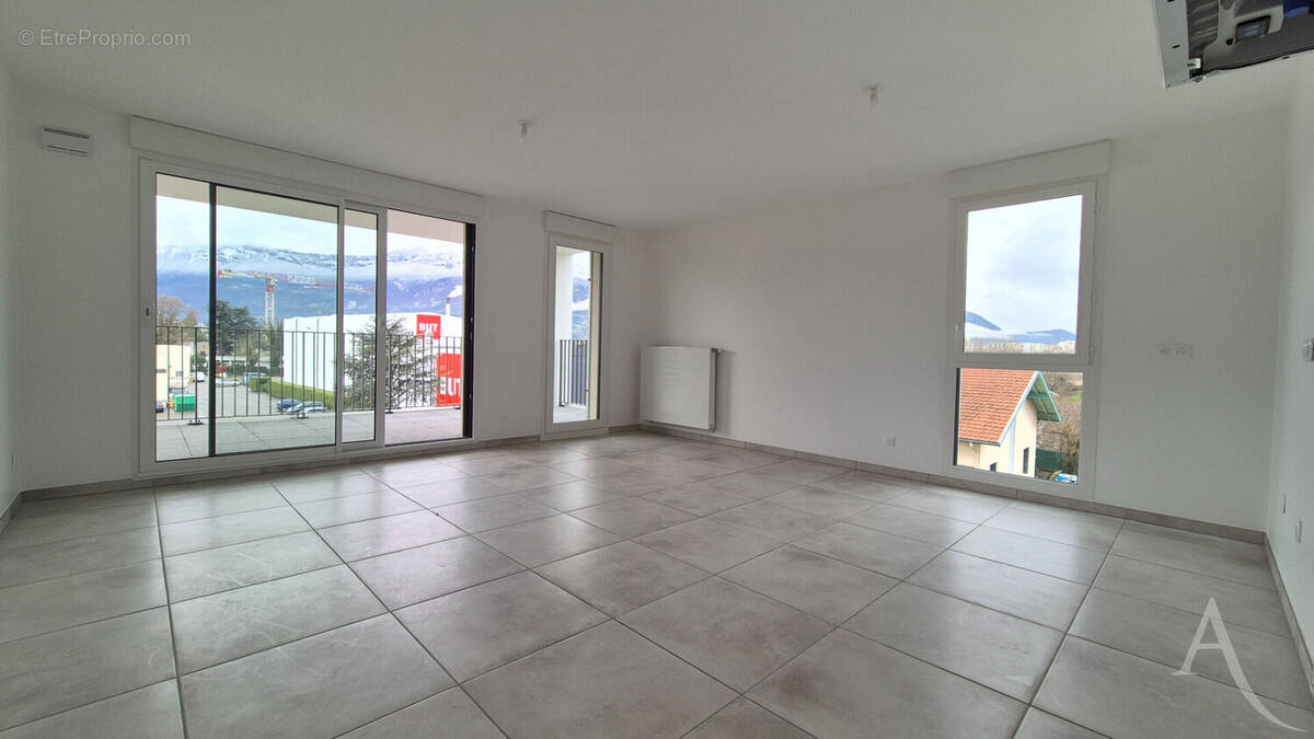 Appartement à EYBENS