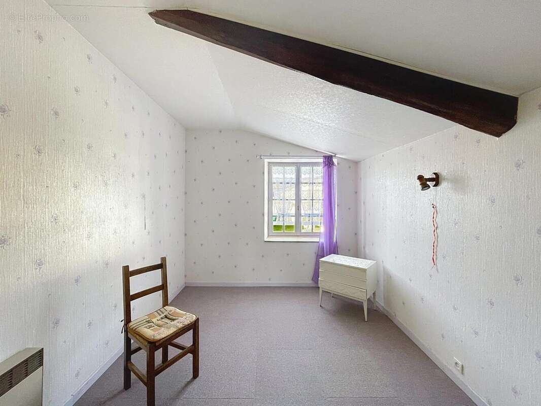 Maison 82 m² à Cellefrouin  - photo 7