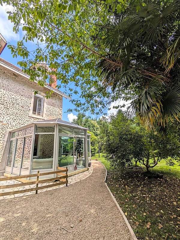 Maison à SALIES-DE-BEARN