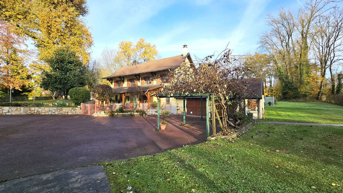 Maison à GRANIEU